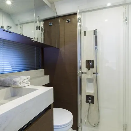 Private Yacht - Jeanneau Prestige 520 Fly Tatil Evi Split