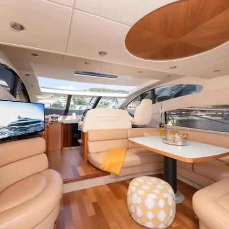 Tatil Evi Private Yacht - Jeanneau Prestige 520 Fly Split